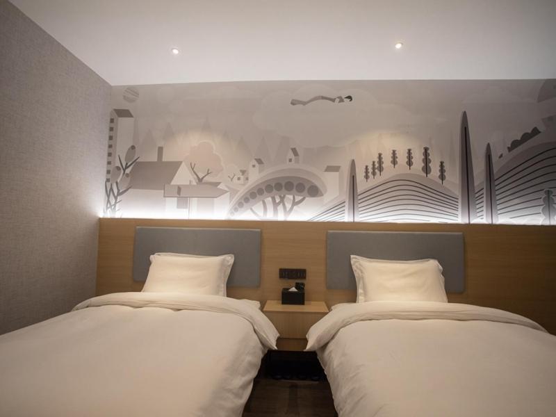 Thank Inn Chain Hotel Hunan Huaihua Hecheng District South High Speed Rail Station المظهر الخارجي الصورة